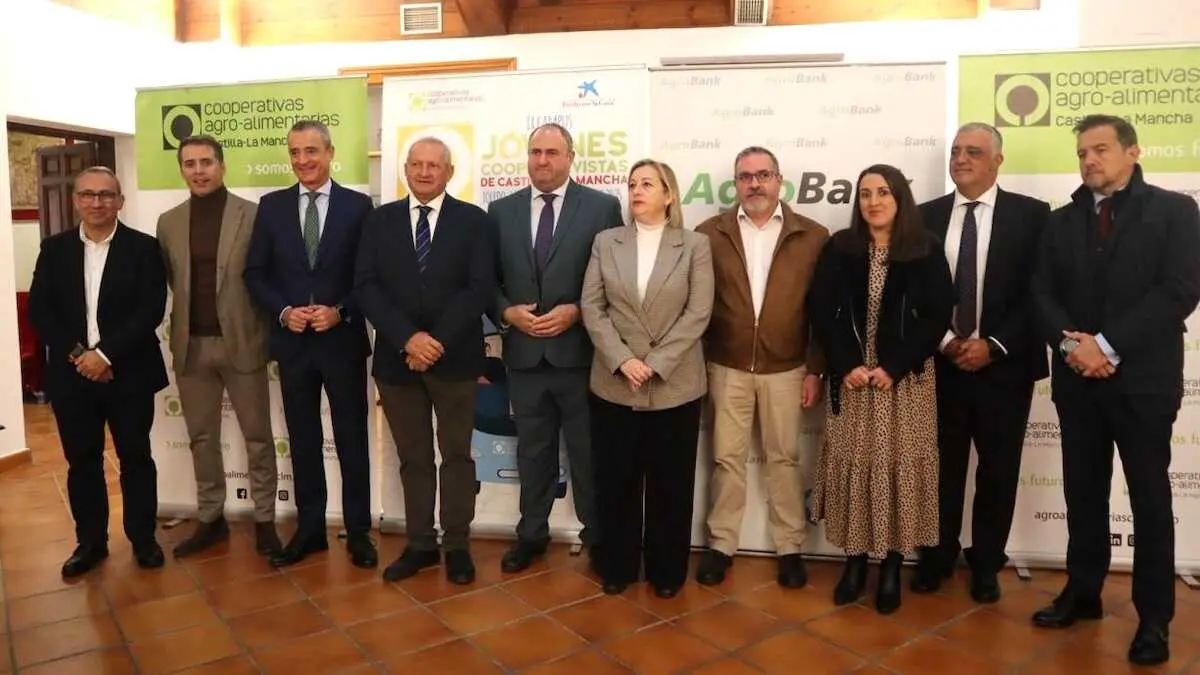 El consejero de Agricultura, Ganadería y Desarrollo Rural, Julián Martínez Lizán, en la inauguración del IX Campus Jóvenes Cooperativistas, que organiza Cooperativas Agroalimentarias de Castilla-La Mancha en Toledo