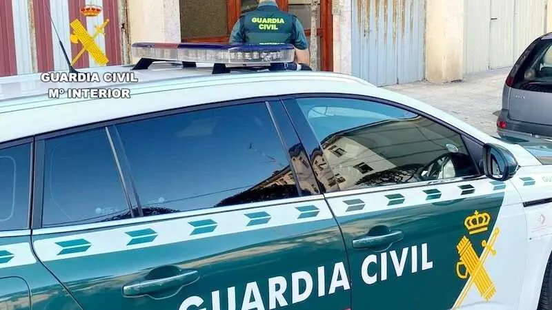guardia civil, patrulla, agentes, detenido,