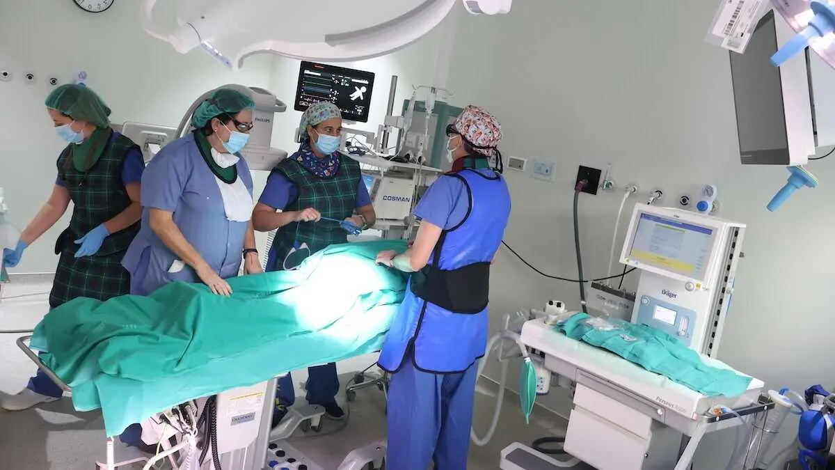 El nuevo Hospital de Cuenca empieza a realizar endoscopias y aumenta las salas