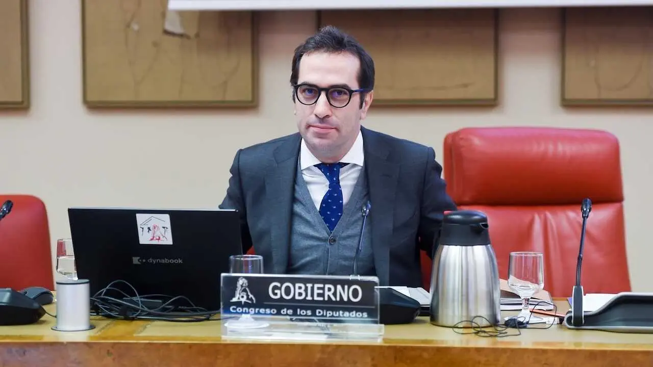 El ministro de Econom&iacute;a, Comercio y Empresa, Carlos Cuerpo, comparece ante la Comisi&oacute;n de Econom&iacute;a, Comercio y Transformaci&oacute;n Digital - EP/Gustavo Valiente