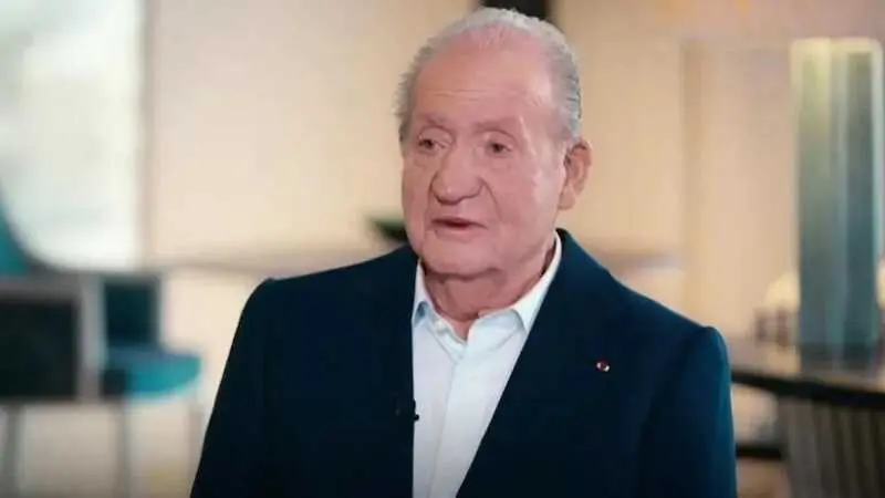 En la imagen el rey Juan Carlos I en un momento de la entrevista concedida a la televisión France 3