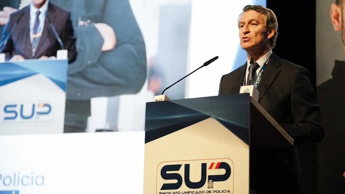 El presidente del PP, Alberto Núñez Feijóo, interviene en el XIII Congreso Nacional del Sindicato Unificado de Policía (SUP) celebrado este miércoles en Toledo - EP/Mateo Lanzuela