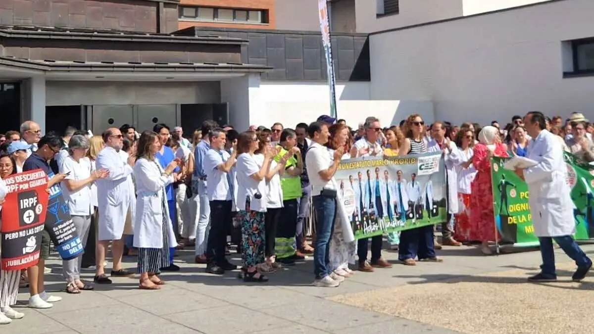 Servicios mínimos del 100% en urgencias y oncología durante la huelga de médicos