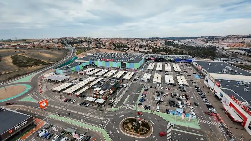El fondo de inversi&oacute;n Redevco adquiere el Parque Comercial Abad&iacute;a de Toledo