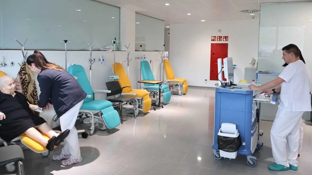 El Hospital de D&iacute;a M&eacute;dico y la UCAPI han empezado a atender a los pacientes ambulatorios en el Hospital Universitario de Cuenca