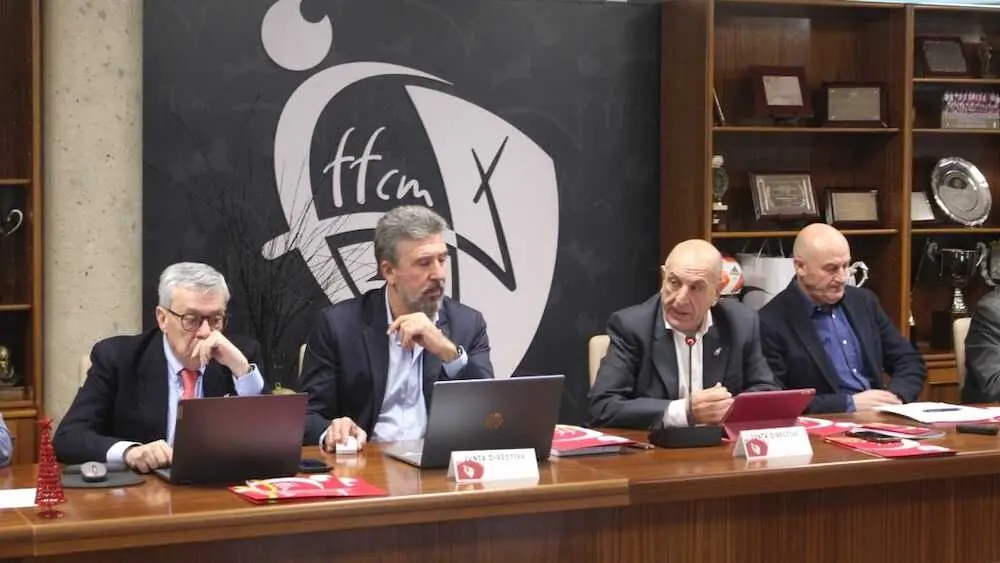 La Junta Directiva de la FFCM cierra 2025 con balance positivo del f&uacute;tbol regional