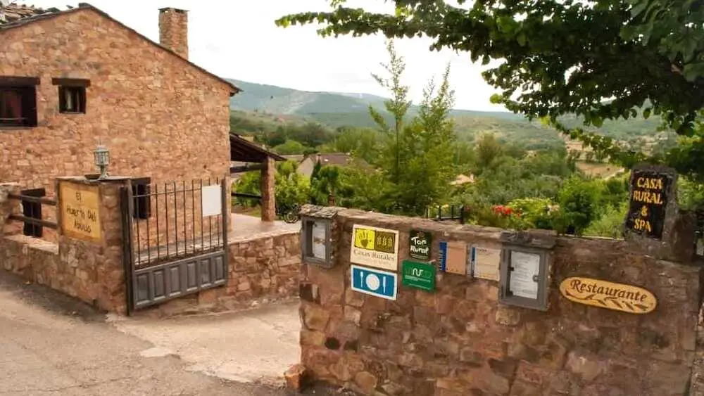 turismo rural, casa rural, alojamiento rural, pernoctaciones, alojamientos extrahoteleros,