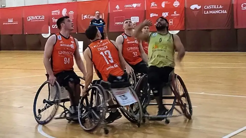 El BSR amiab rompe el partido en un gran tercer cuarto y golea al Amivel (82-53)