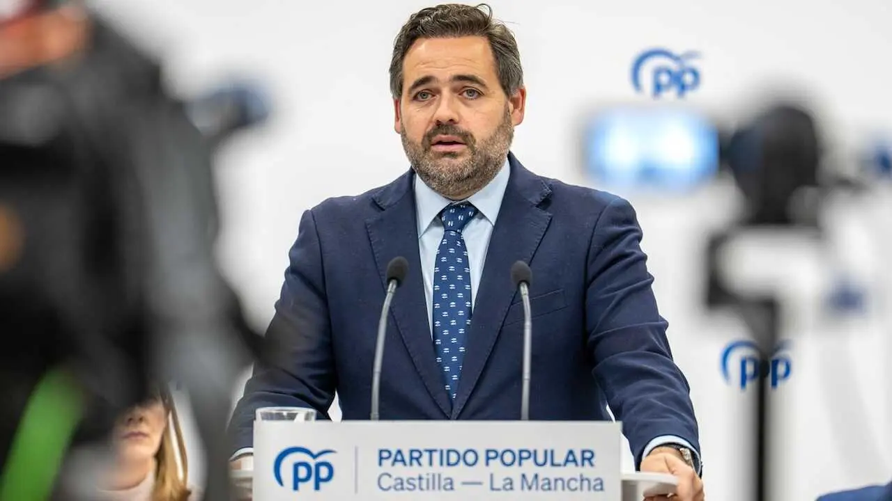 El presidente del PP de Castilla-La Mancha, Paco N&uacute;&ntilde;ez, durante su intervenci&oacute;n en el Comit&eacute; de Direcci&oacute;n del partido celebrado este martes en la sede de los 'populares' en Toledo