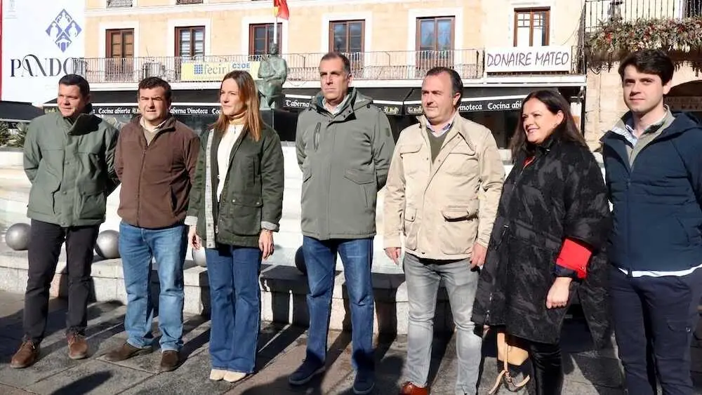 Los dirigentes de Vox durante la rueda de prensa que han ofrecido en Ciudad Real