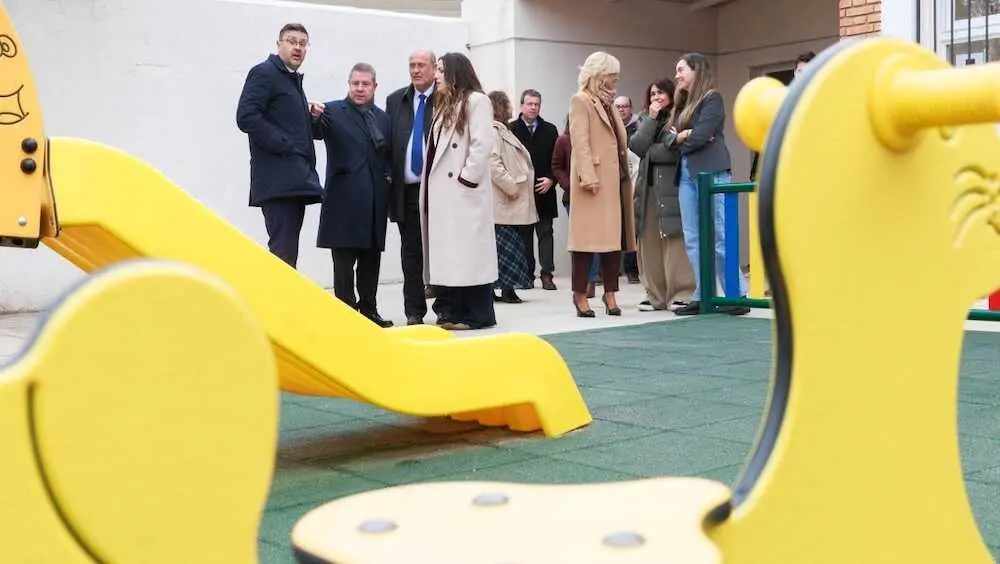 El presidente de Castilla-La Mancha, Emiliano Garc&iacute;a-Page, inaugura, en Belmonte (Cuenca), la Escuela Infantil &lsquo;Fray Luis de Le&oacute;n&rsquo;