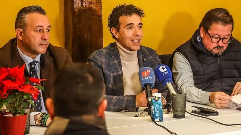 V&iacute;ctor Puerto anuncia su retirada con una gira de despedida en su XXXI aniversario