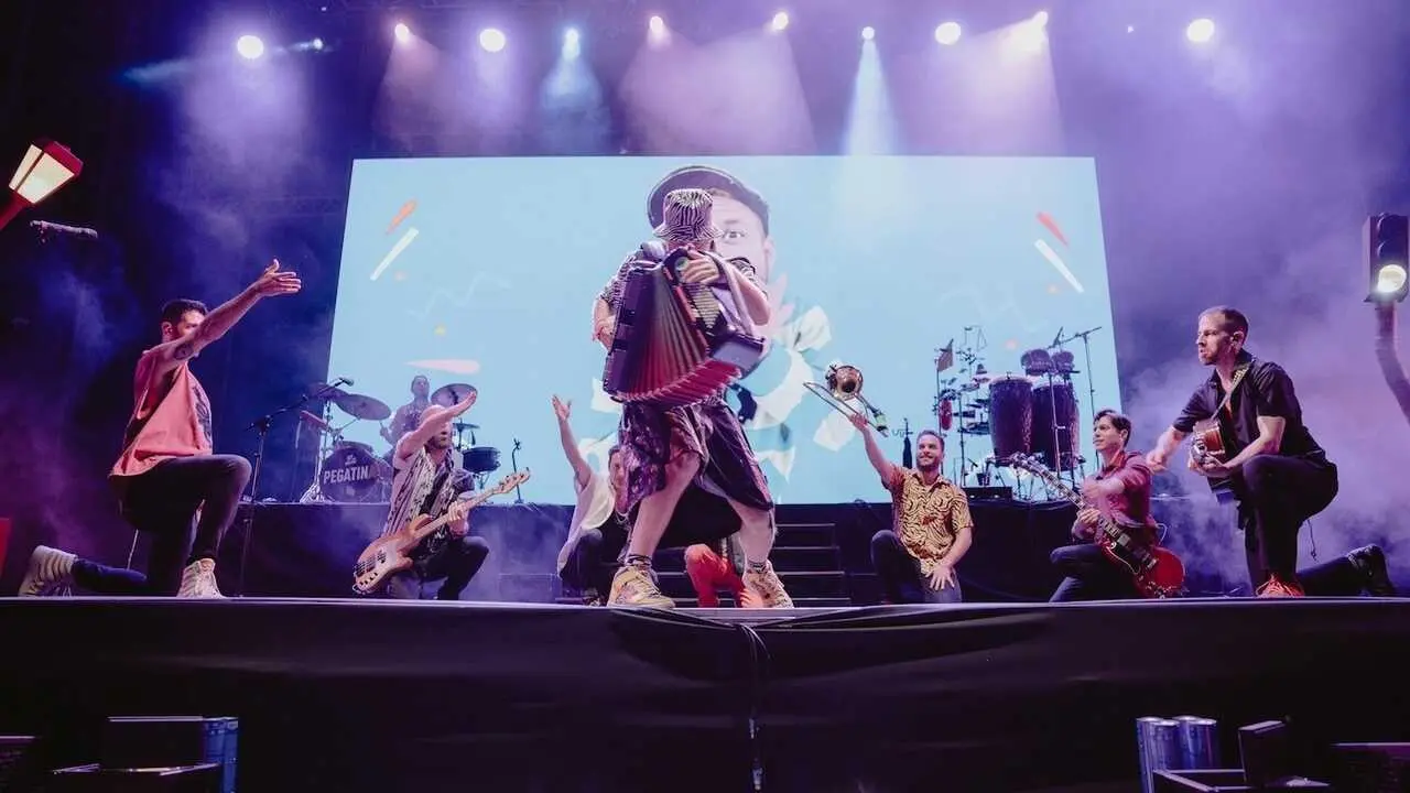 El Vi&ntilde;a Rock cierra con 240.000 asistentes y pone a la venta los primeros abonos para 2025