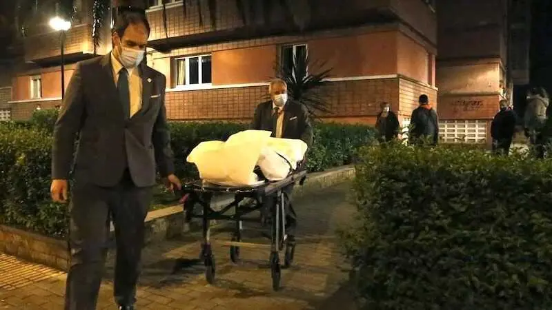 cad&aacute;ver, funeraria, forenses, asesinato, crimen, violencia, reyerta,