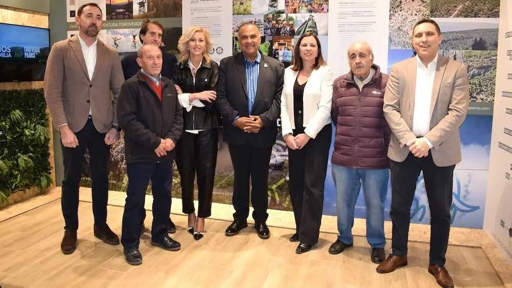 Inauguraci&oacute;n de la exposici&oacute;n informativa sobre el proyecto de Toroverde en el Centro Comercial El Mirador de la capital conquense