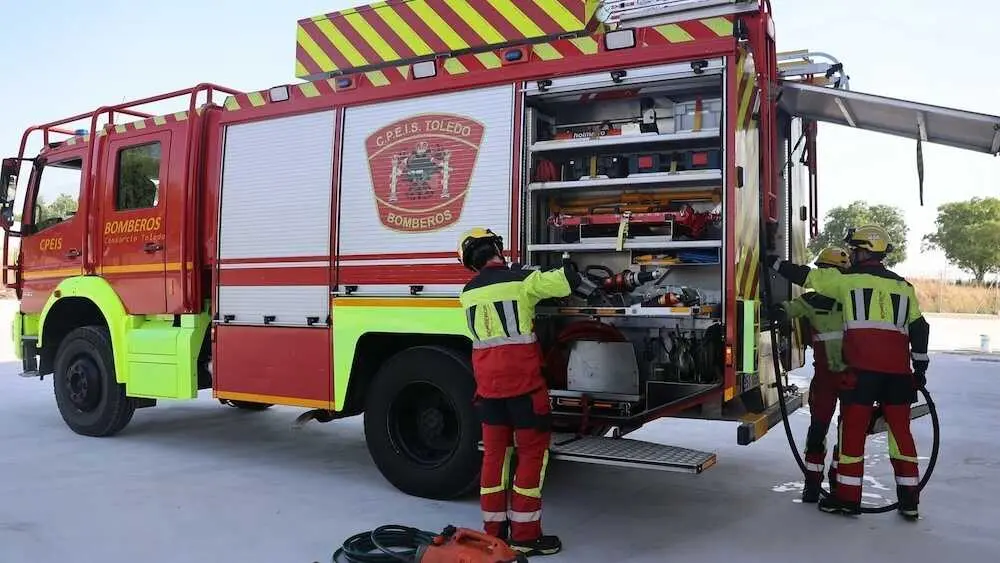 En la imagen de archivo una dotaci&oacute;n del Consorcio Provincial de Bomberos de Toledo (CPEIS)