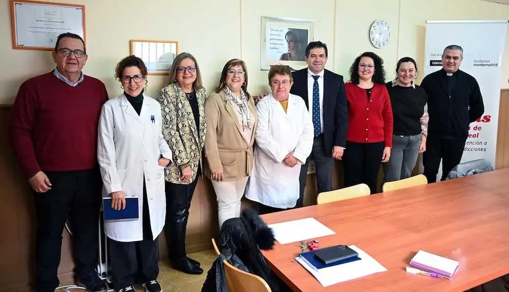 El presidente de la Diputaci&oacute;n de Ciudad Real, Miguel &Aacute;ngel Valverde, en su visita al Centro Silo&eacute;