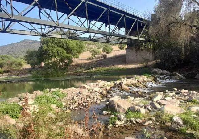 Muere un hombre ciego tras caer de un puente colgante mientras hac&iacute;a senderismo