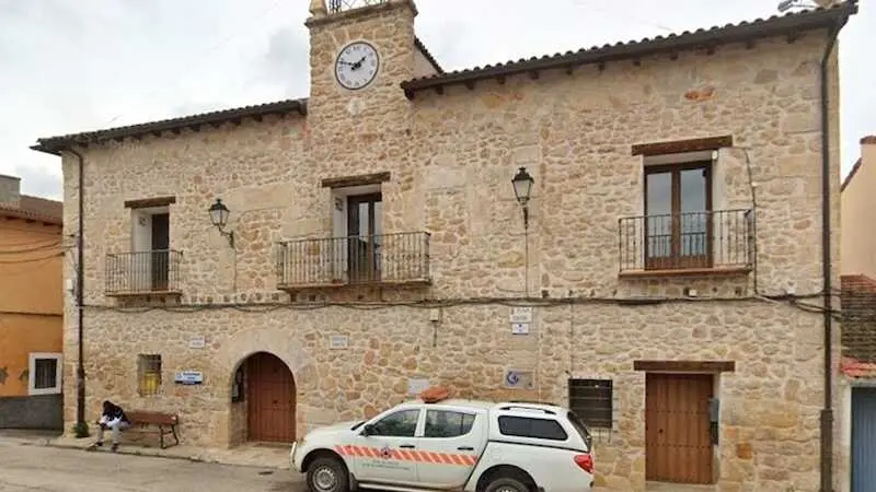 El alcalde de Gualda rechaza poner la bandera de Espa&ntilde;a pese al aviso del Gobierno
