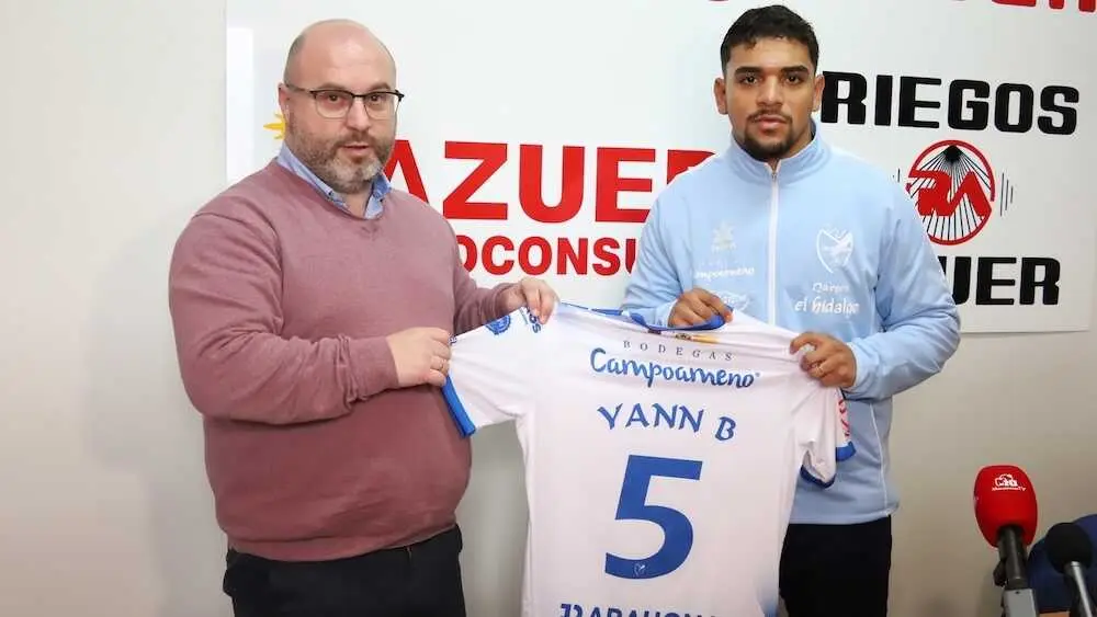 Yann Barbosa, del Manzanares: "Sue&ntilde;o con jugar partidos importantes y ganar t&iacute;tulos"