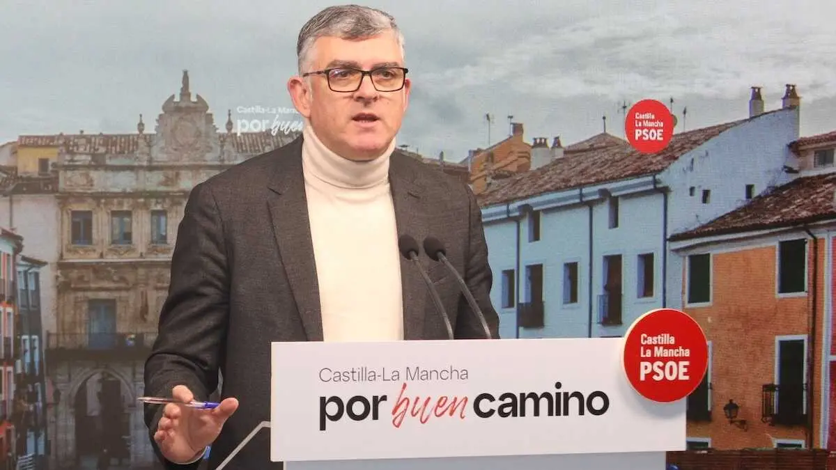 El presidente del Grupo Socialista en las Cortes de Castilla-La Mancha, &Aacute;ngel Tom&aacute;s Godoy