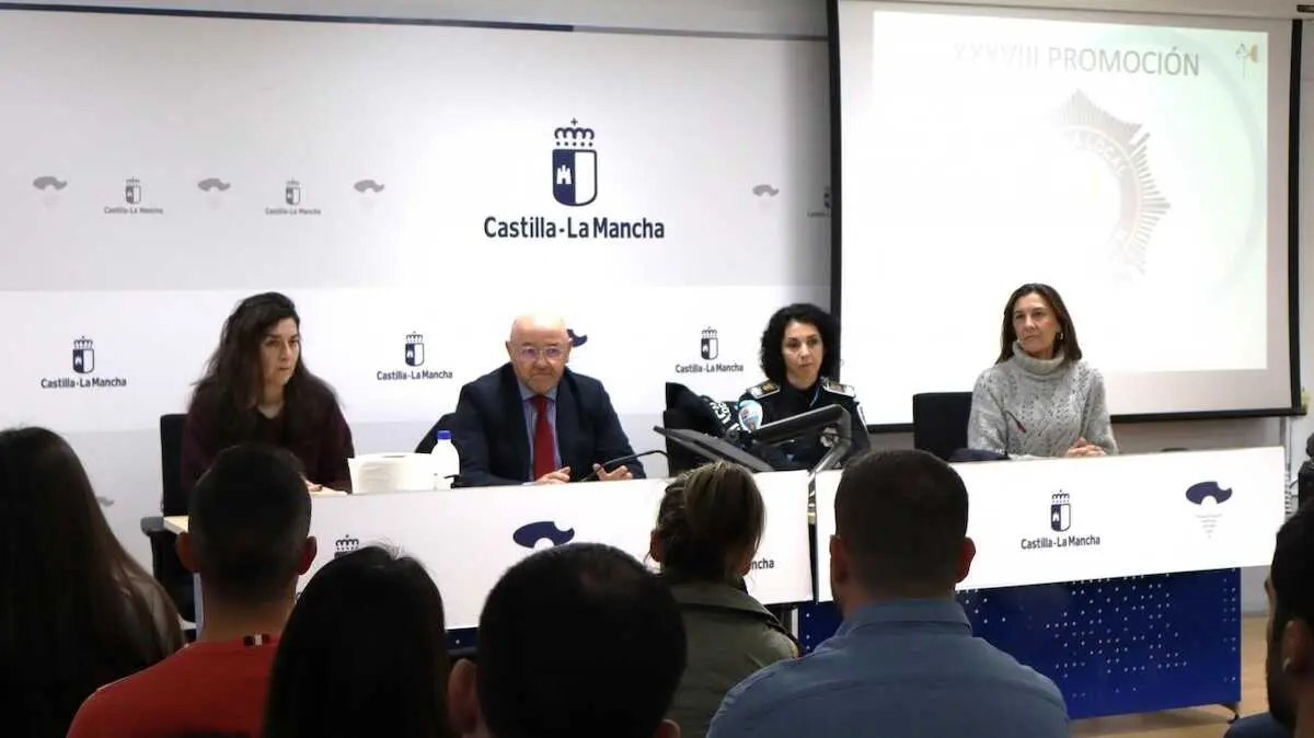 129 alumnos inician el curso para ser los nuevos polic&iacute;as locales en Castilla-La Mancha