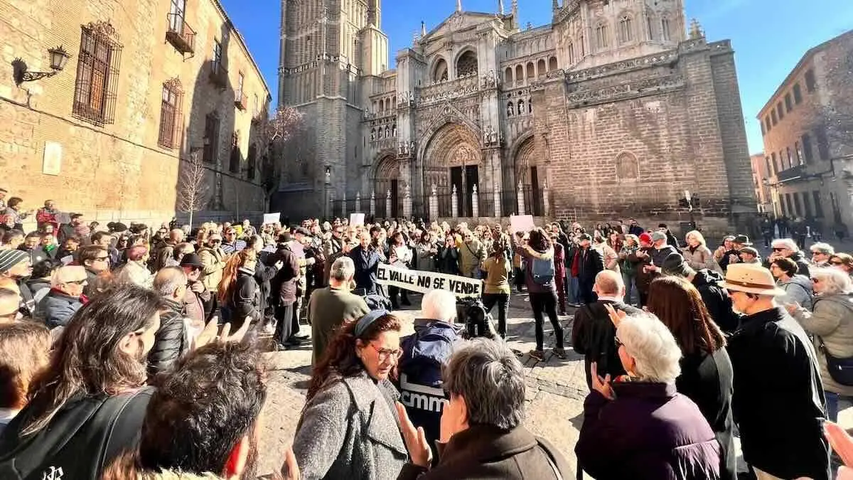 Se concentran contra el proyecto que planea el Ayuntamiento de Toledo en la zona del Valle