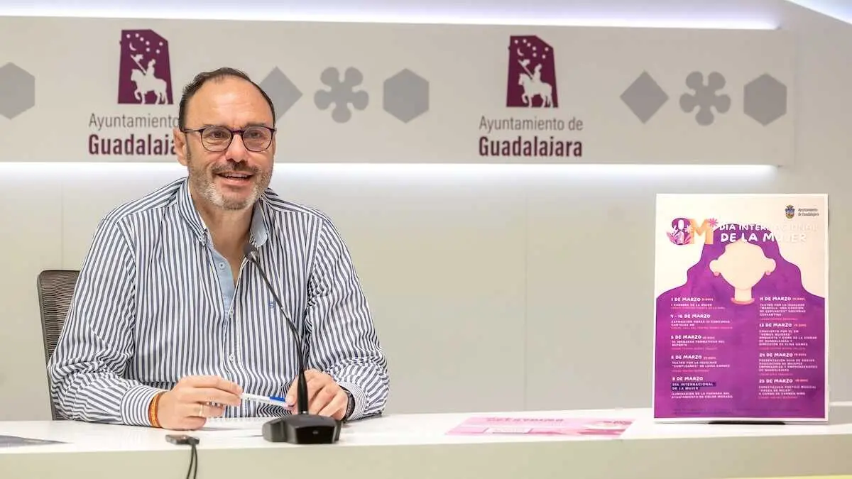 El concejal de Igualdad y Mujer del Ayuntamiento de Guadalajara, Roberto Narro