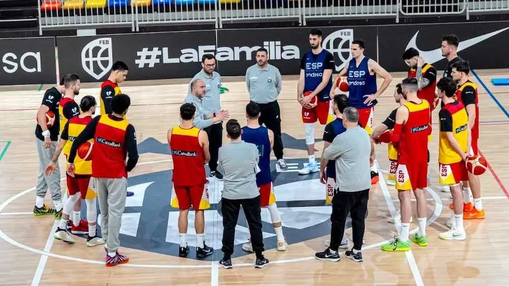 La Selecci&oacute;n de baloncesto afina en Guadalajara el duelo ante Ucrania