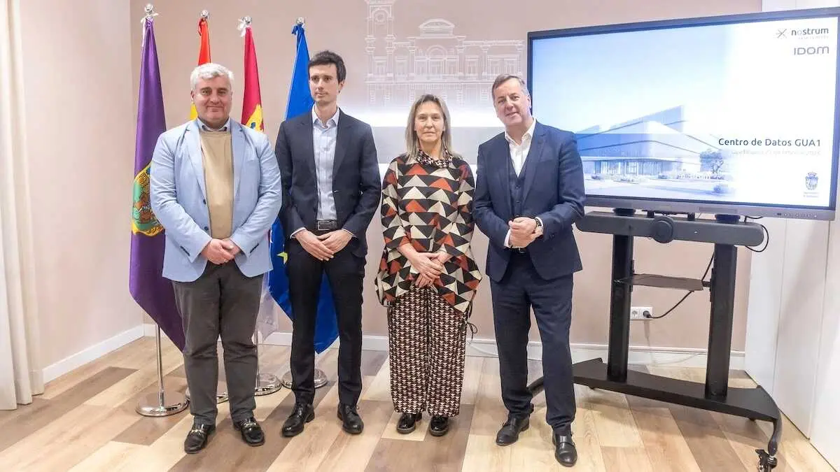 En la imagen un instante de la presentación del Centro de Datos de Nostrum Data Centers que se instalar&aacute; en Guadalajara