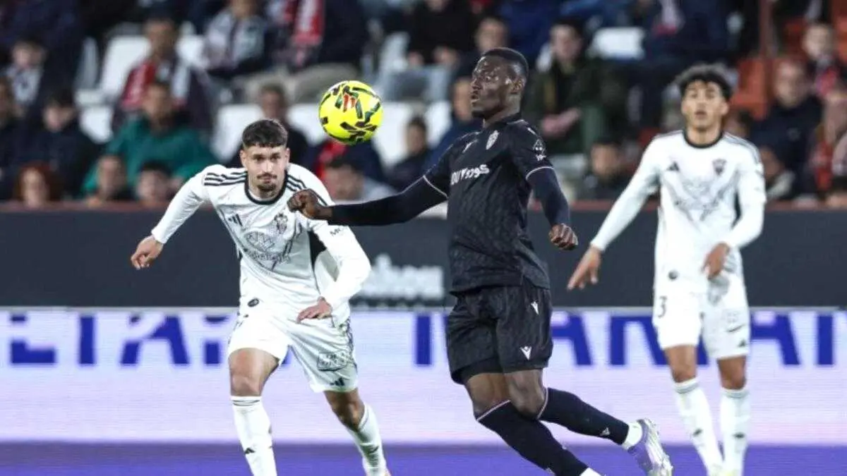 Arribas amarga al Albacete en el Belmonte con un gol en el 95 (1-1)