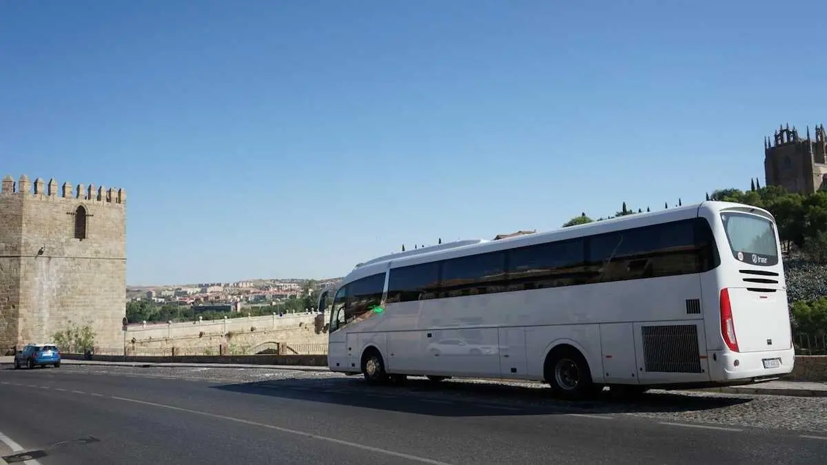 autob&uacute;s, autobuses, transporte de viajeros,