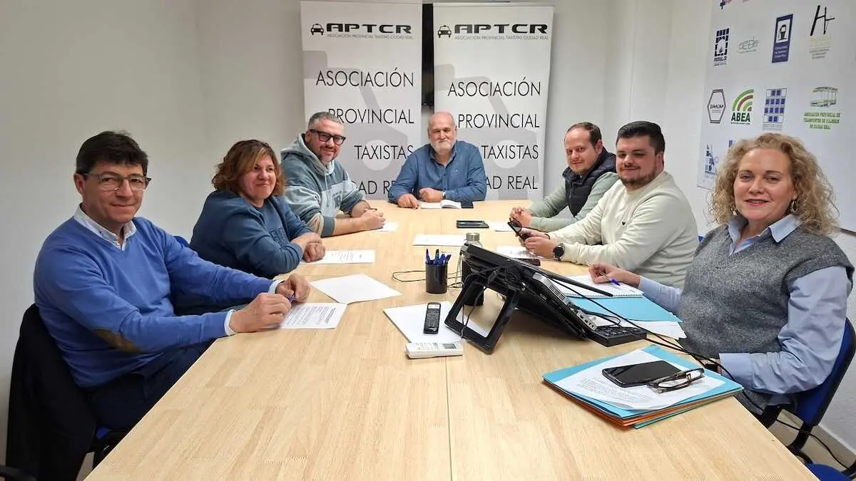 La junta directiva de la Asociaci&oacute;n Provincial de Taxistas de Ciudad Real (APTCR)
