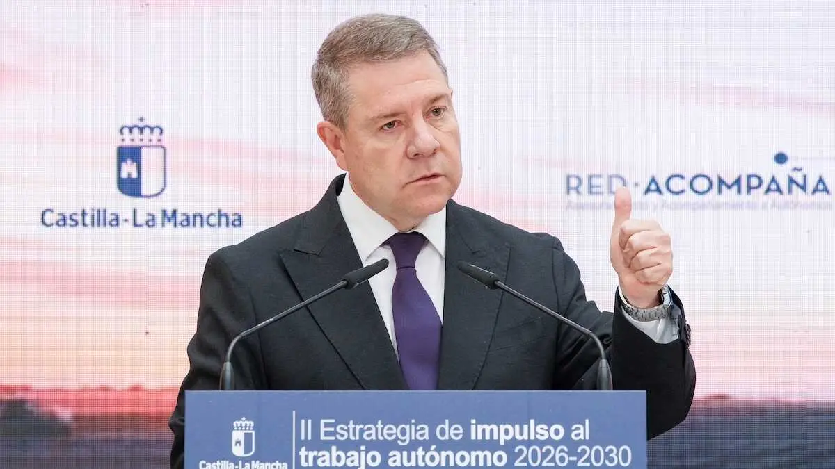 El presidente de Castilla-La Mancha, Emiliano Garc&iacute;a-Page, presenta la II Estrategia de Impulso al Trabajo Aut&oacute;nomo 2026-2030.
