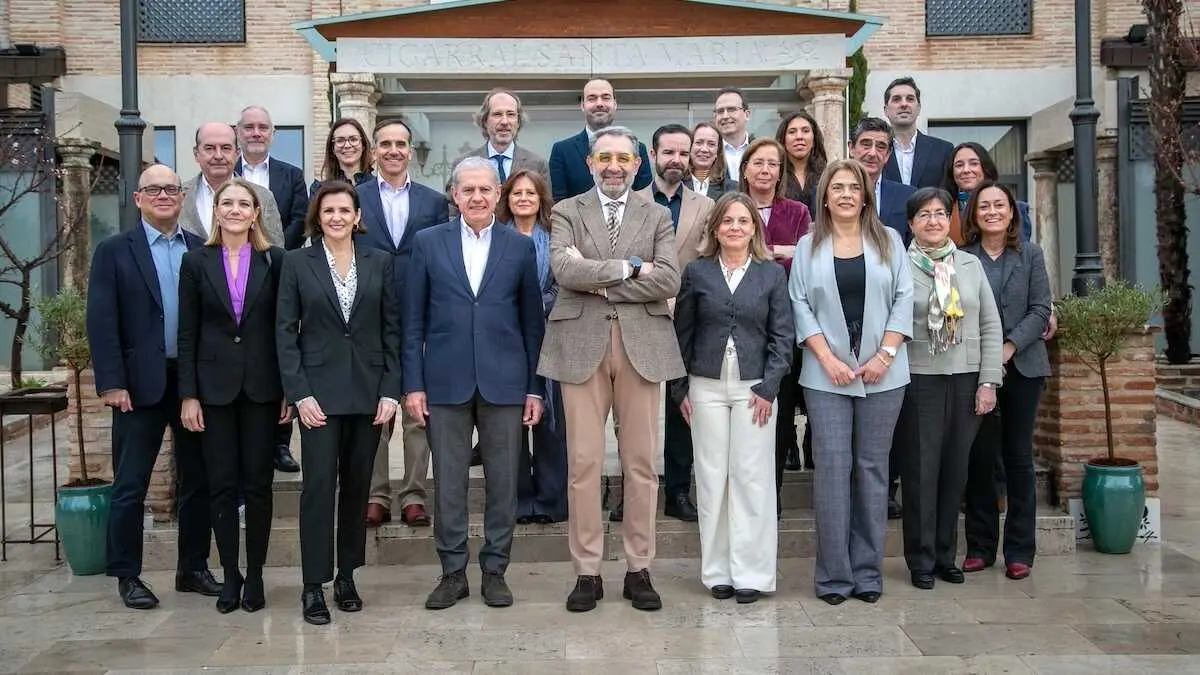 El consejero de Sanidad, Jes&uacute;s Fern&aacute;ndez Sanz, ha participado en la inauguraci&oacute;n del XXVI Foro de Comunidades Aut&oacute;nomas de Farmaindustria