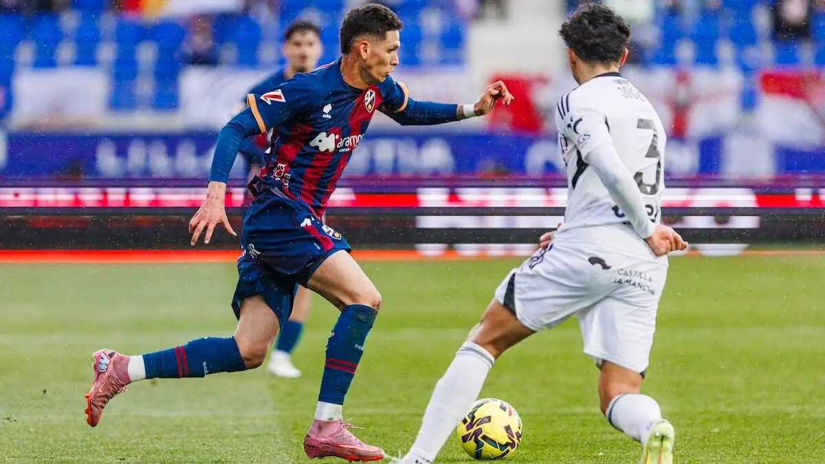 El Albacete Balompi&eacute; fue superior pero no pudo romper el muro del Huesca (0-0)