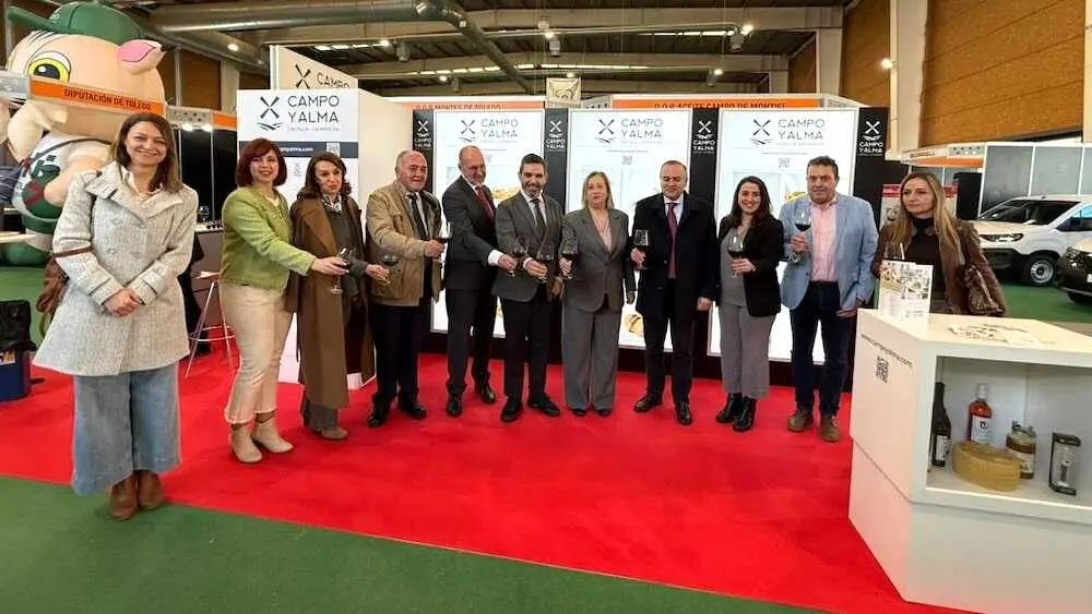 La directora general de Producci&oacute;n Agroalimentaria y Cooperativas, Elena Escobar, ha participado en Talavera de la Reina (Toledo) en la inauguraci&oacute;n de la Feria del Olivar y Frutos Secos AOVE &amp; NUTS Experience
