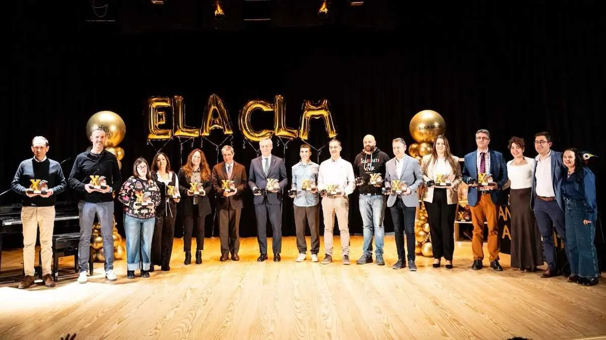 Gala del d&eacute;cimo aniversario de la asociaci&oacute;n ELA CLM-AdELAnte, celebrada este viernes en La Roda (Abacete)