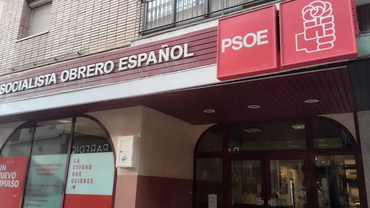 En la imagen de archivo la sede del PSOE en Puertollano (Ciudad Real)