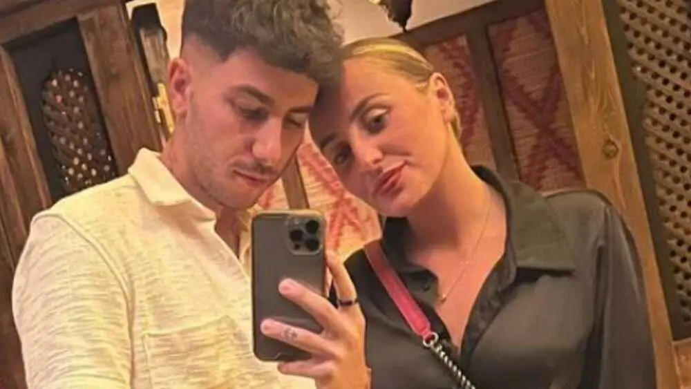 En la imagen de archivo Manuel Bedmar y Roc&iacute;o Flores