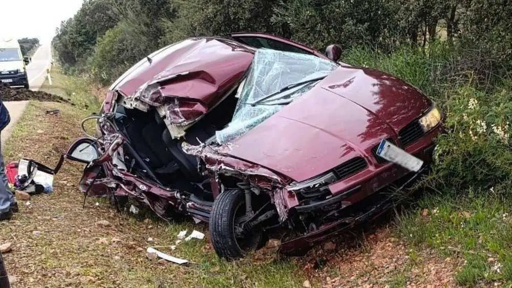 Herido grave un ni&ntilde;o tras chocar un coche y un tractor en Villarrubia de los Ojos (Ciudad Real)