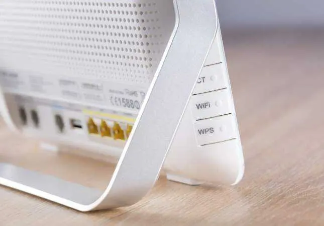 Vigila esta llamada: la nueva estafa en la que te llaman para cambiarte el router