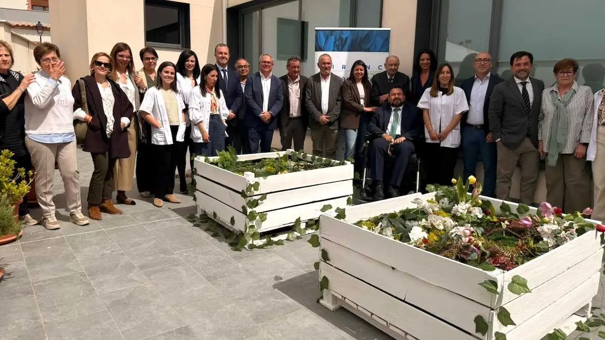 La consejera de Bienestar Social de Castilla-La Mancha, B&aacute;rbara Garc&iacute;a Torijano, ha visitado este viernes&nbsp;el centro CIRENC de La Roda (Albacete) para participar en los actos regionales del D&iacute;a Mundial del P&aacute;rkinson.