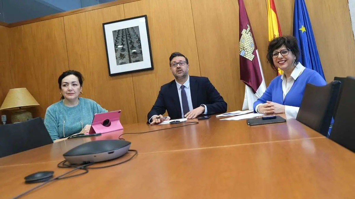 El consejero de Educaci&oacute;n, Cultura y Deportes, Amador Pastor, presidi&oacute; este viernes en Toledo la jornada formativa 'Visibilizando la orientaci&oacute;n, la inclusi&oacute;n y la convivencia en Castilla-La Mancha',