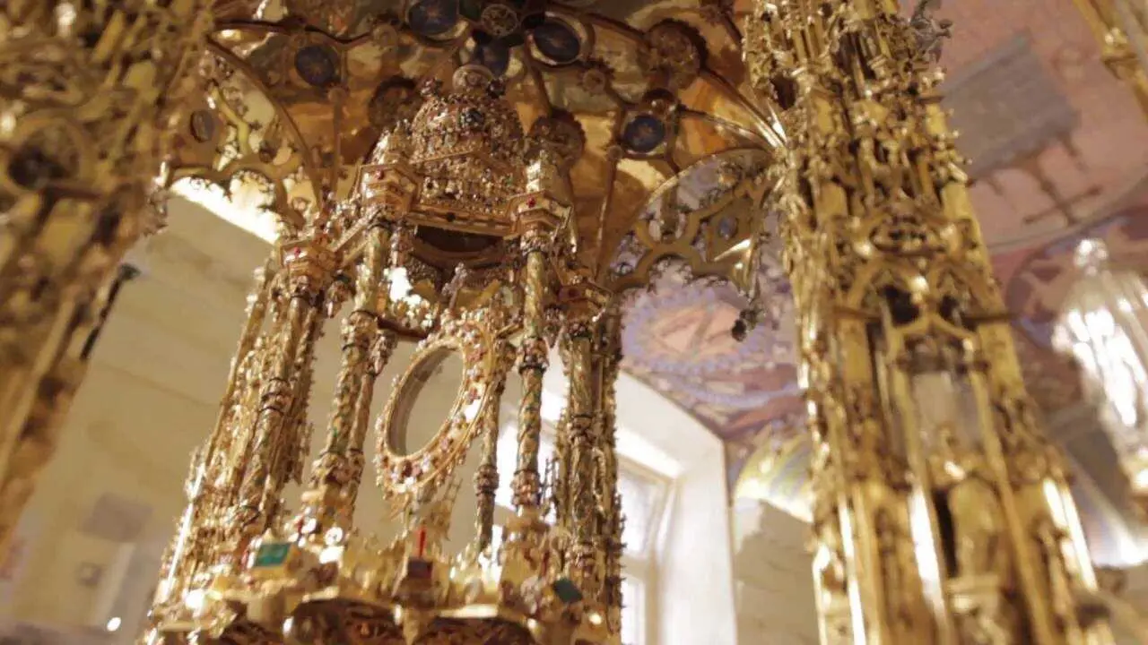 La Catedral de Toledo traslada la Custodia de Arfe a la Sacrist&iacute;a