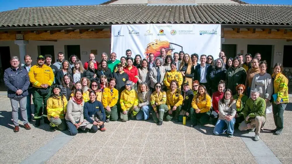 La consejera de Desarrollo Sostenible, Mercedes G&oacute;mez, y la consejera de Igualdad, Sara Sim&oacute;n, han inaugurado el programa internacional &lsquo;Woman Trex Quijota 2026&rsquo; (Women in Fire Training Exchange).