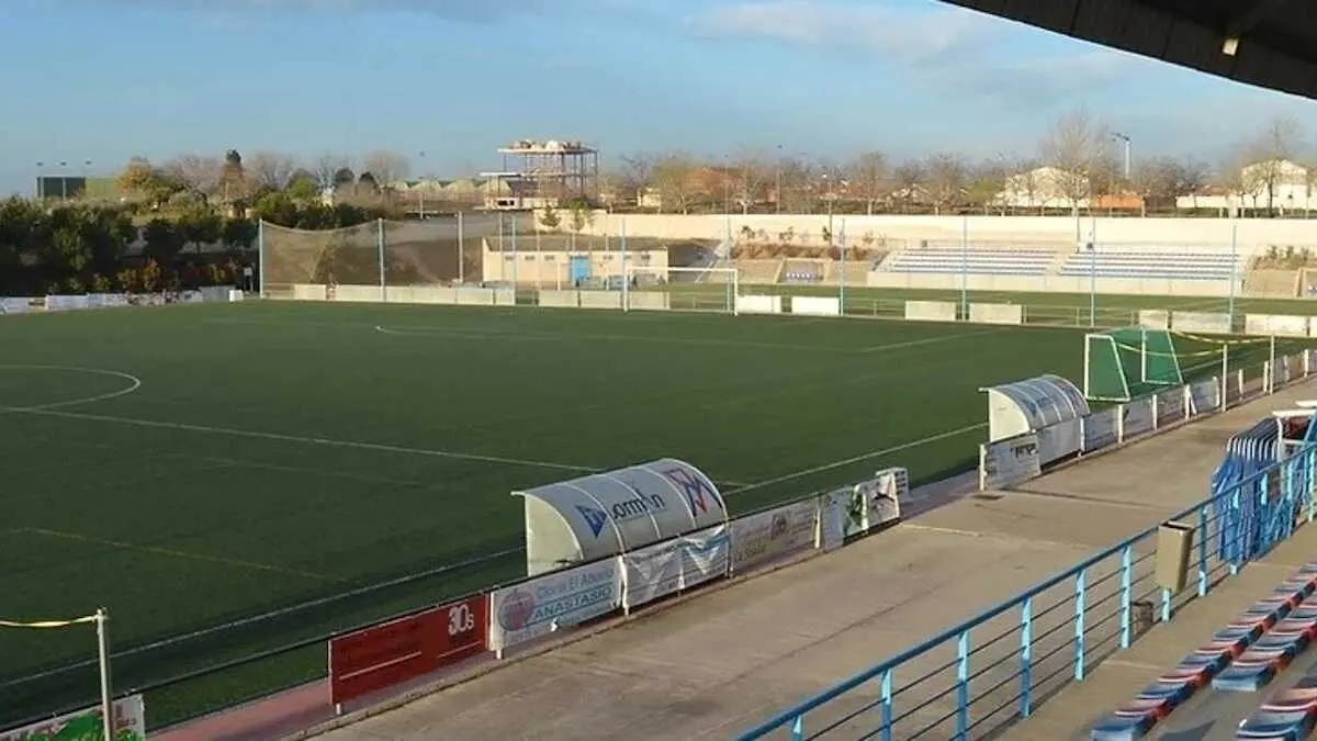 Estadio Municipal de F&uacute;tbol "Alejandro Gonz&aacute;lez" de Fuensalida (Toledo)
