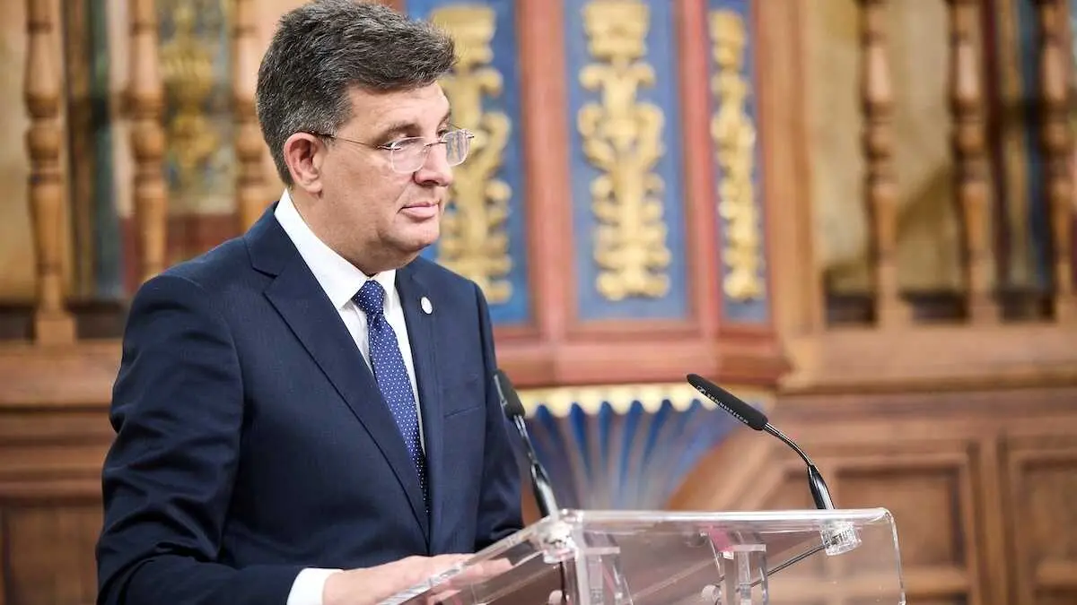 Carmelo Garc&iacute;a, investido rector de la Universidad de Alcal&aacute; (UAH)