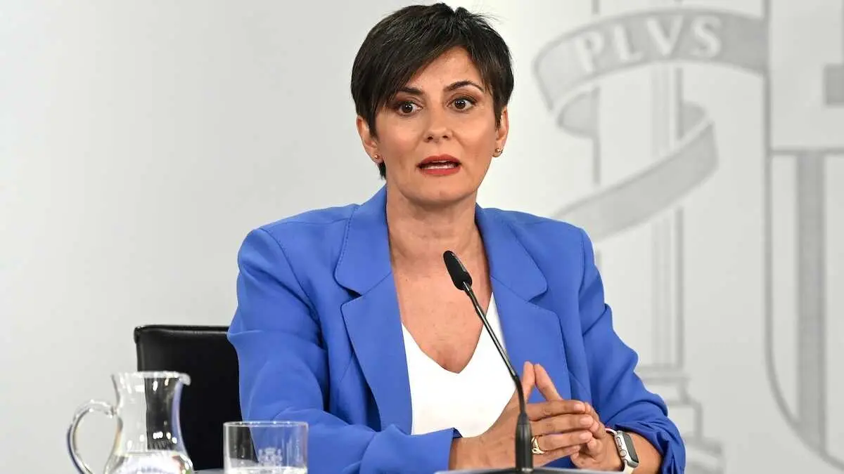 La ministra de Vivienda y Agenda Urbana, Isabel Rodr&iacute;guez, durante la rueda de prensa tras la reuni&oacute;n del Consejo de Ministros