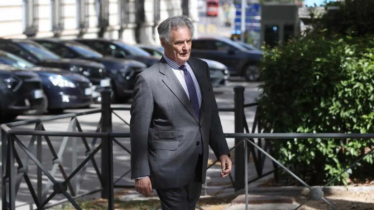 El exmarido de Mar&iacute;a Dolores de Cospedal, Igancio L&oacute;pez del Hierro, a su llegada a la Audiencia Nacional este mi&eacute;rcoles para prestar declaraci&oacute;n como testigo en el juicio de Kitchen